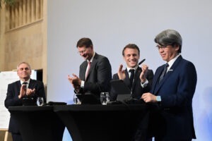 macron prologium