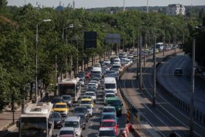 masini in trafic in bucuresti