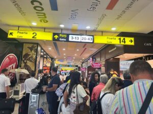 otopeni aeroport henri coanda calatori