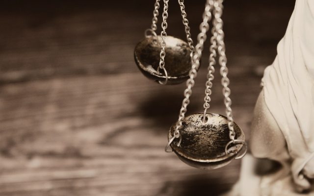 avocat, justitie, grefieri