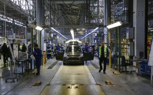 Fabrica Ford, angajati, industria auto