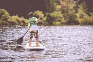 paddle board sporturi nautice