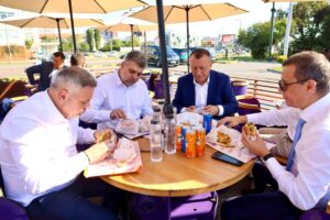 marcel ciolacu paul stanescu sorin grindeanu burgeri timisoara