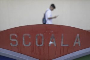 scoala, elev, educatie