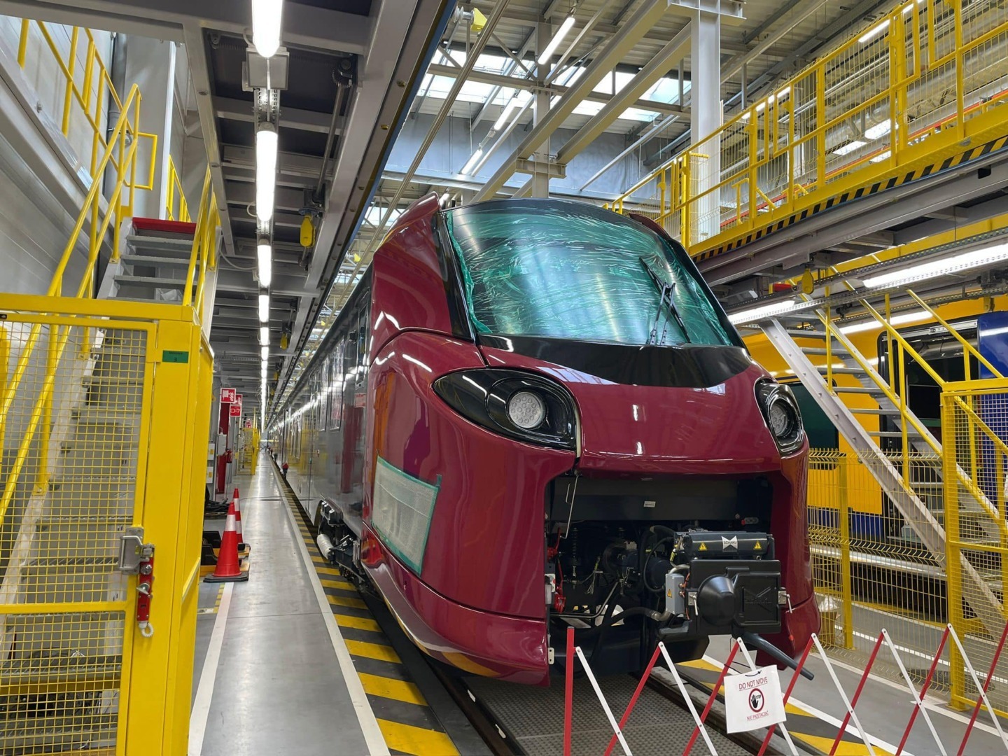 Trenuri noi ARF 2/3 decembrie livrare ramă Alstom
