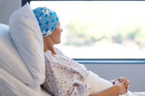 cancer, pacient, boala incurabila, spital, doctori, tratament, chimioterapie