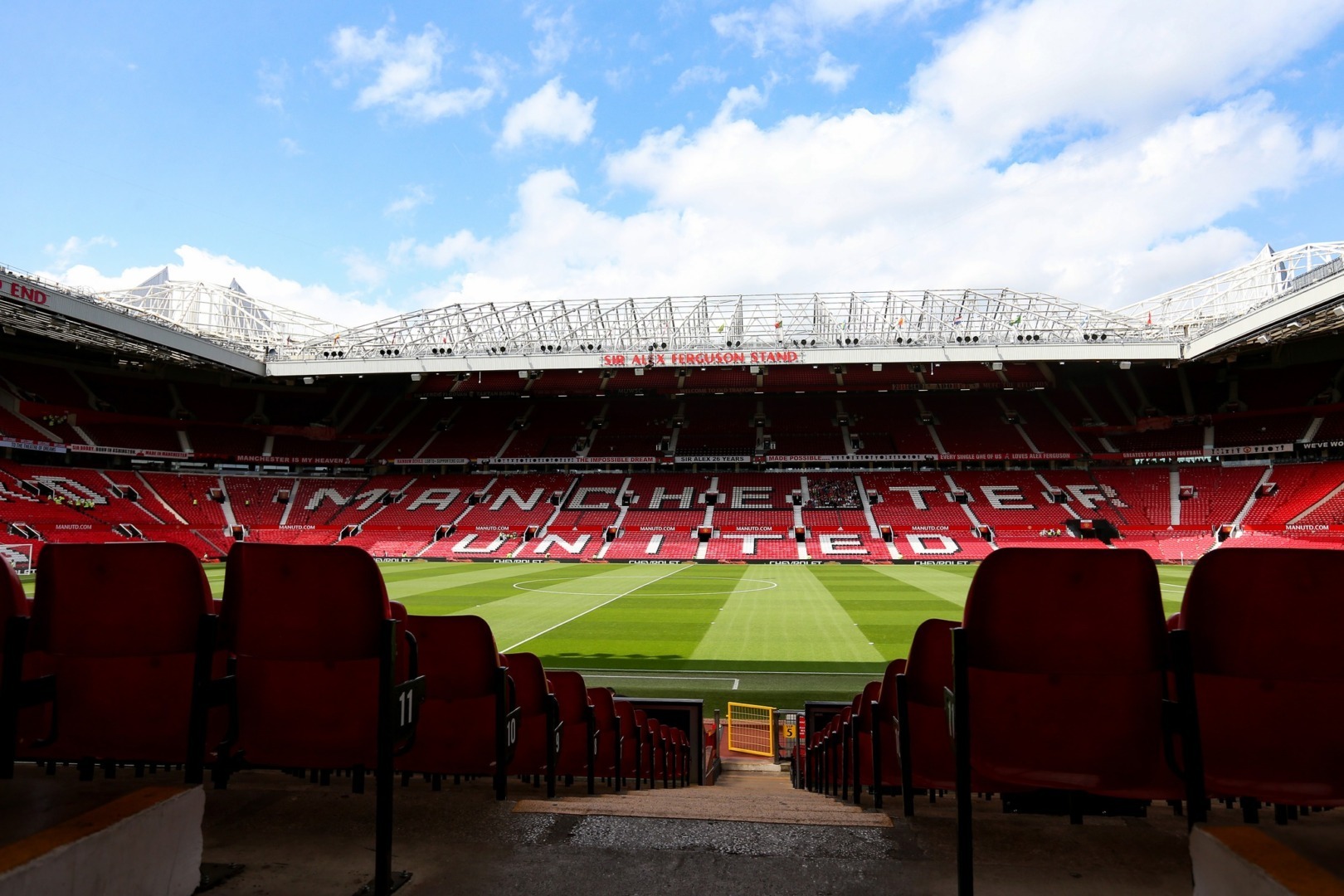 manchester united stadion fb