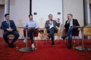 Conferinta Economedia