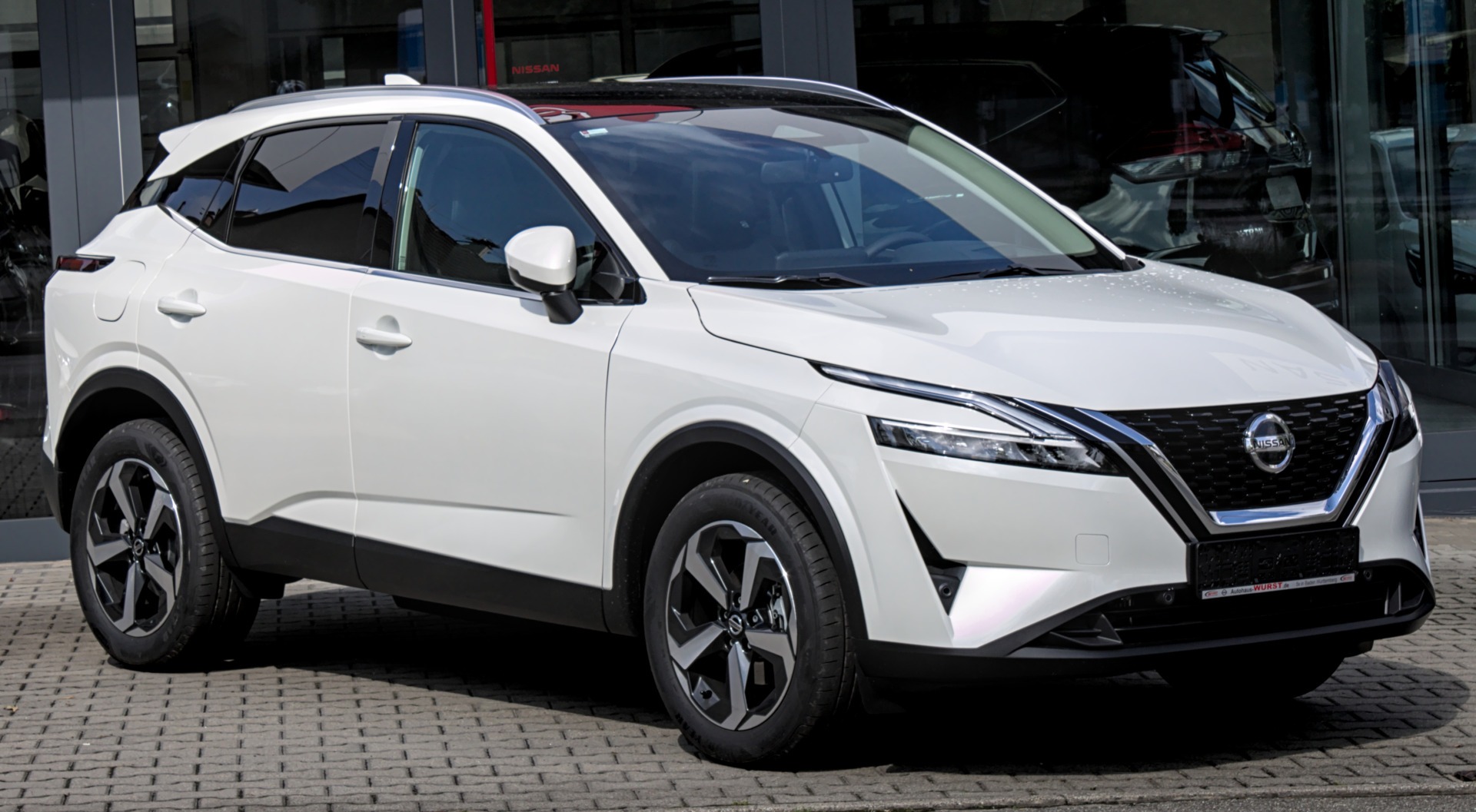 Nissan_Qashqai_(J12)_IMG_4897