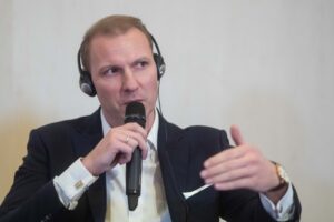 Mateusz Majewski, UiPath, Conferință Economedia AI PLAY