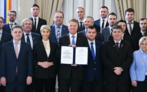 iohannis-original_semnar_lege_autostrada_unirii_51-e1543507556344-640x400