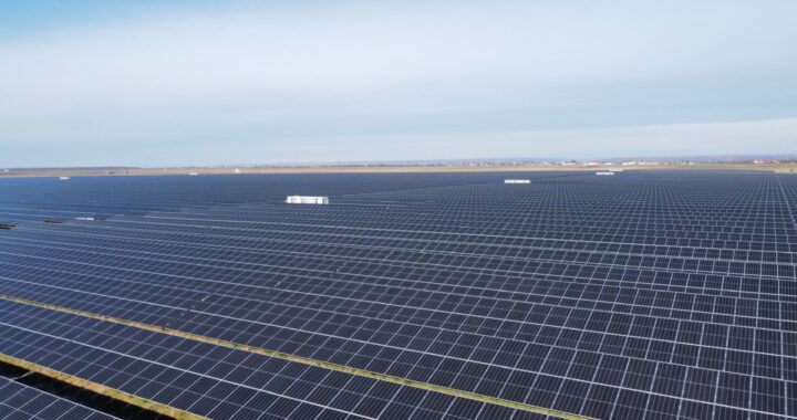 parc fotovoltaic nofar, portland trust
