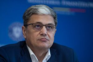 Marcel Bolos, ministrul Finantelor