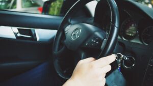 sofer, volan mercedes