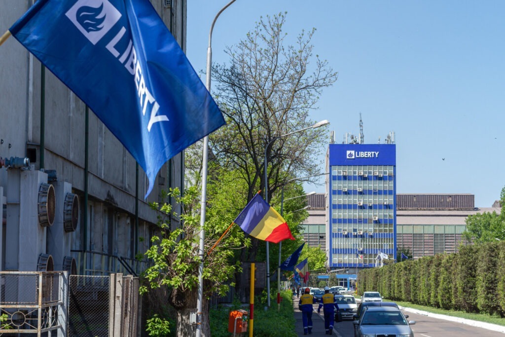 Imagini cu sediul administrativ al Combinatului Siderurgic Liberty din Galati