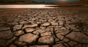seceta, pamant uscat, agricultori, lipsa apa, schimbari climatice