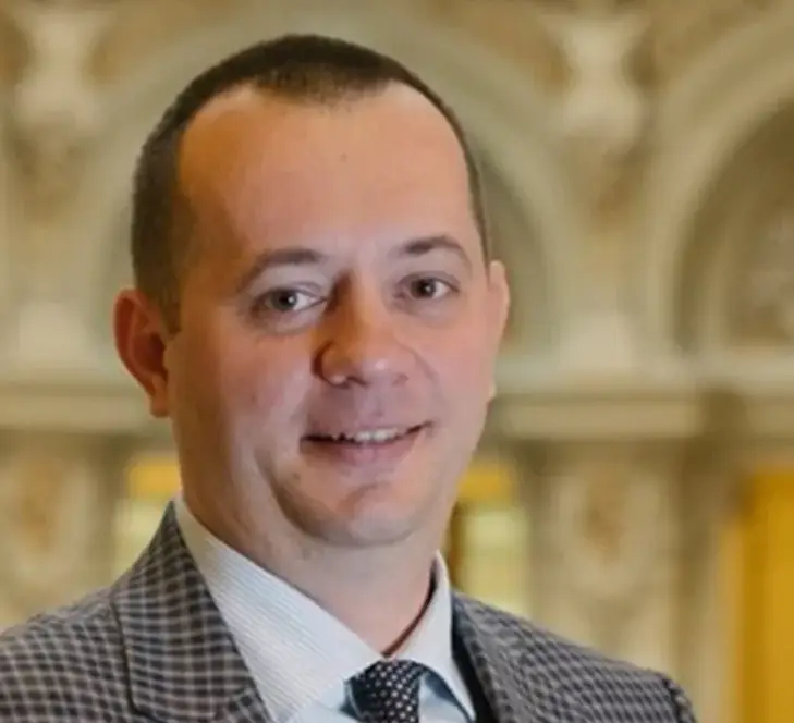 Bogdan Neacsu, CEC Bank