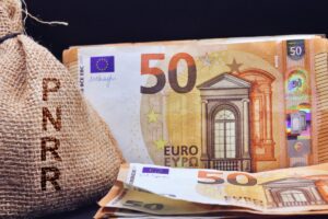 Bani euro pnrr