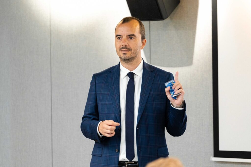 Bogdan Putinica, Microsoft