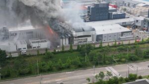 Incendiu fabrica baterii Coreea de Sud Sursa foto Yonhap