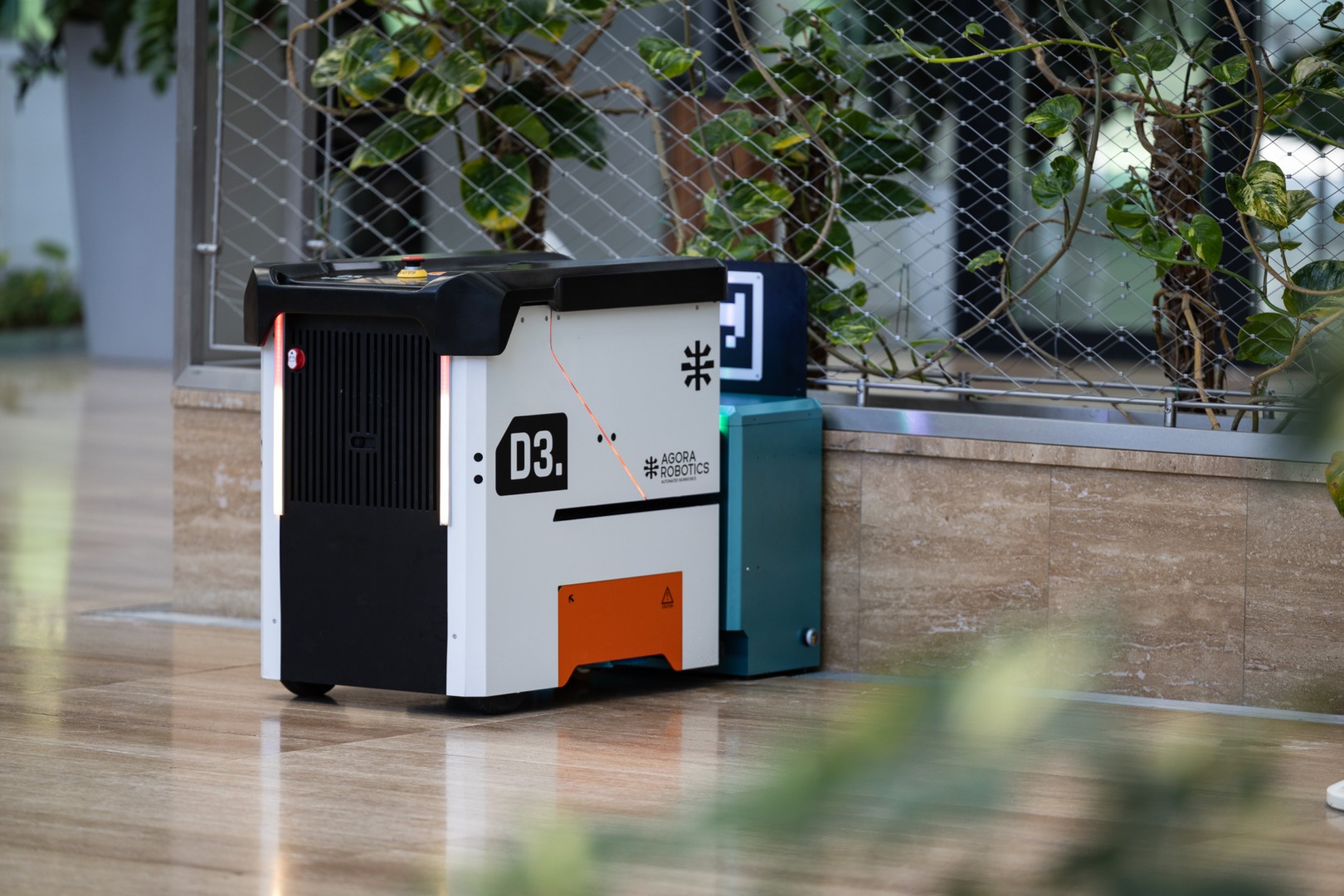 robot autonom curățenie Sweep