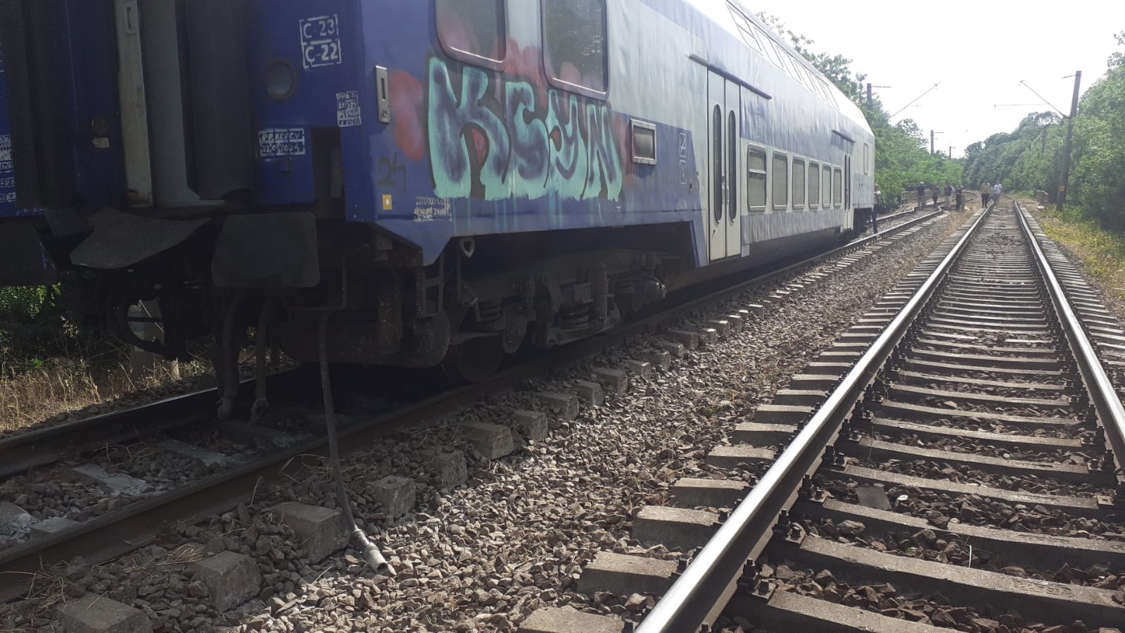 tren deraiat