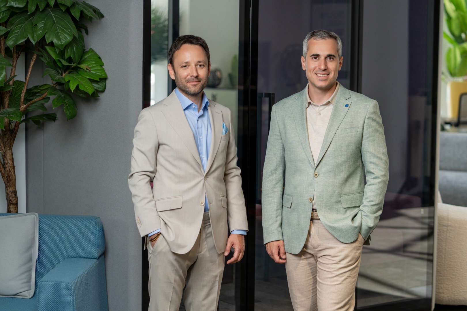 Vlad Bodea & Radu Scarlat, BENTO