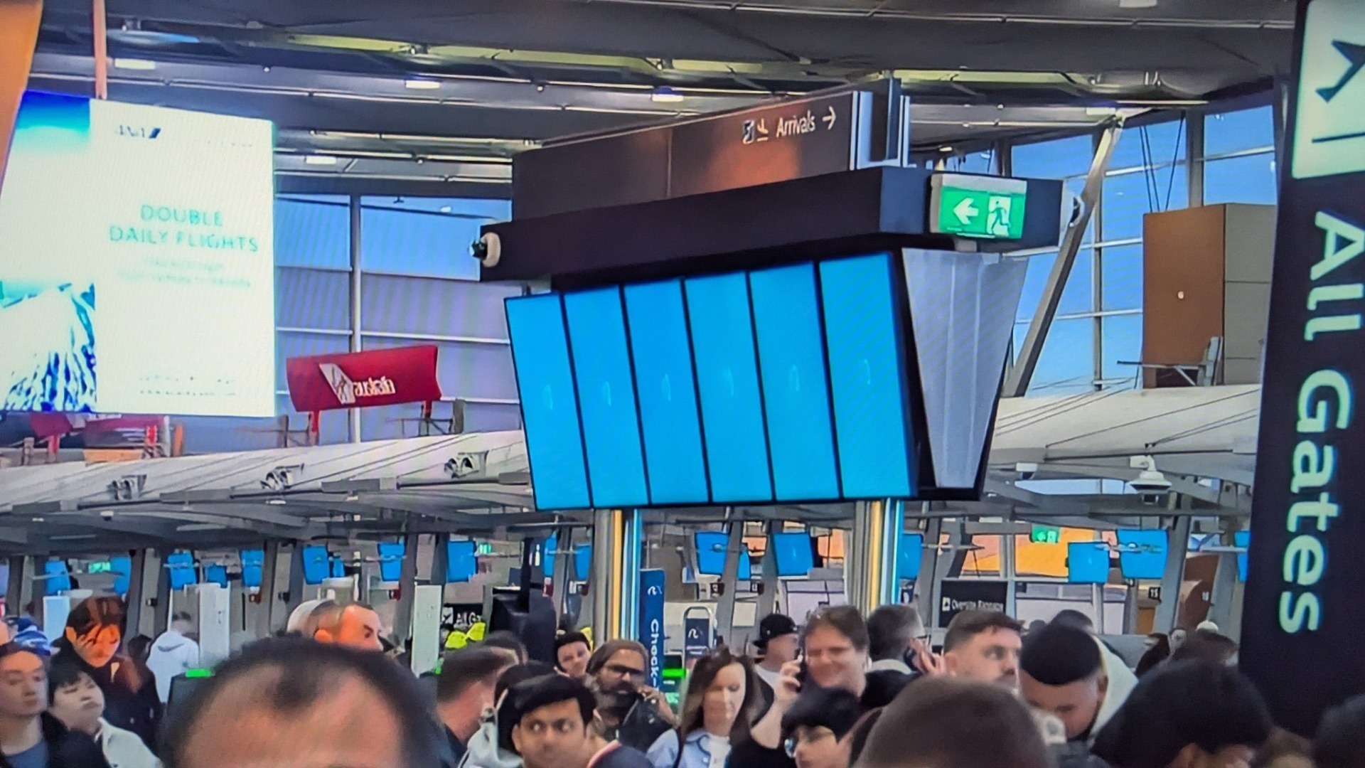 blue screen airports