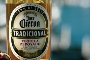 jose-cuervo-tequila-768x512