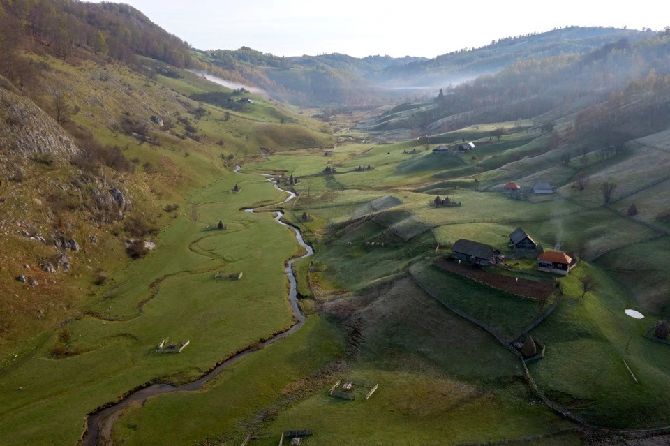 via transilvanica, peisaj montan