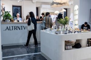 altrnv, marketplace, copii, dentist