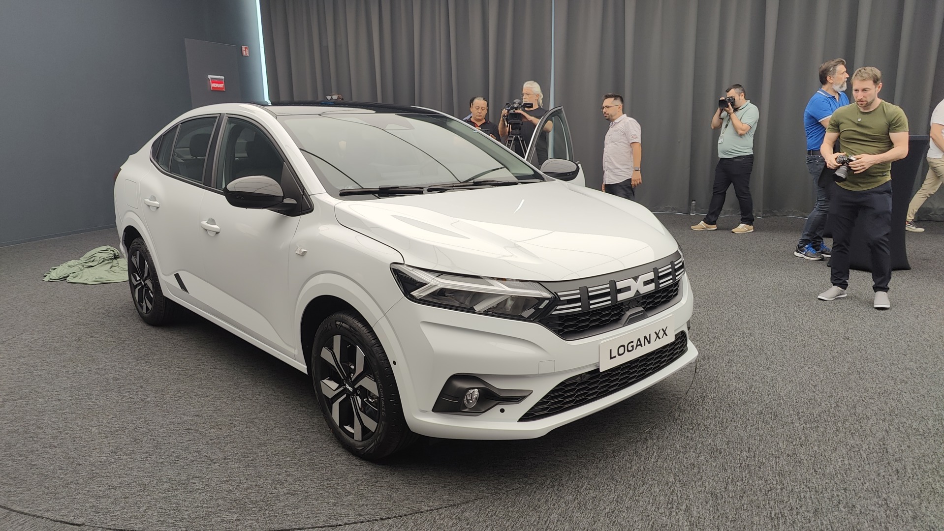 Dacia Logan XX, 20 de ani