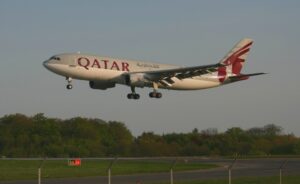 qatar airways, companie aeriana qatareza, orient mijlociu, avion, calatorie, doha, vacanta