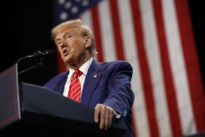 donald trump, presedintele american tine un discurs