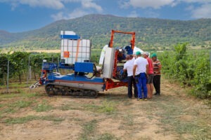 robot culegator, agricultură, SlopeHelper