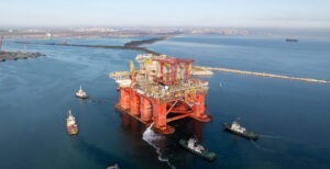 neptun deep, gaze marea neagra, platforma marea neagra, platforma offshore, omv petrom marea neagra, transocean