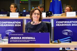 comisarul european pentru mediu, Jessika Roswall