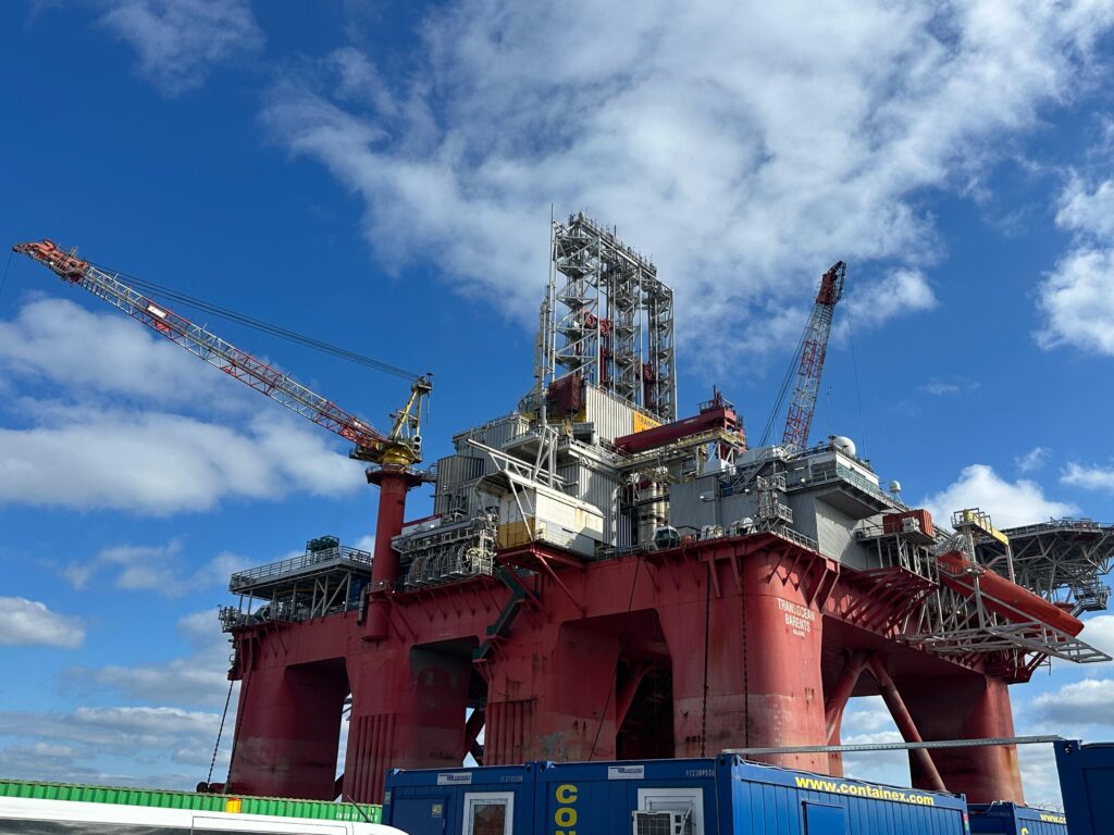 Platforma-Mighty-marea neagra petrom transocean 4