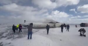 avion toronto rasturnat