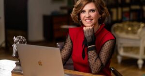 Alexandra Cernian, CEO Recycllux
