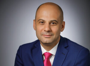 Razvan Rusu, Leader Team Broker
