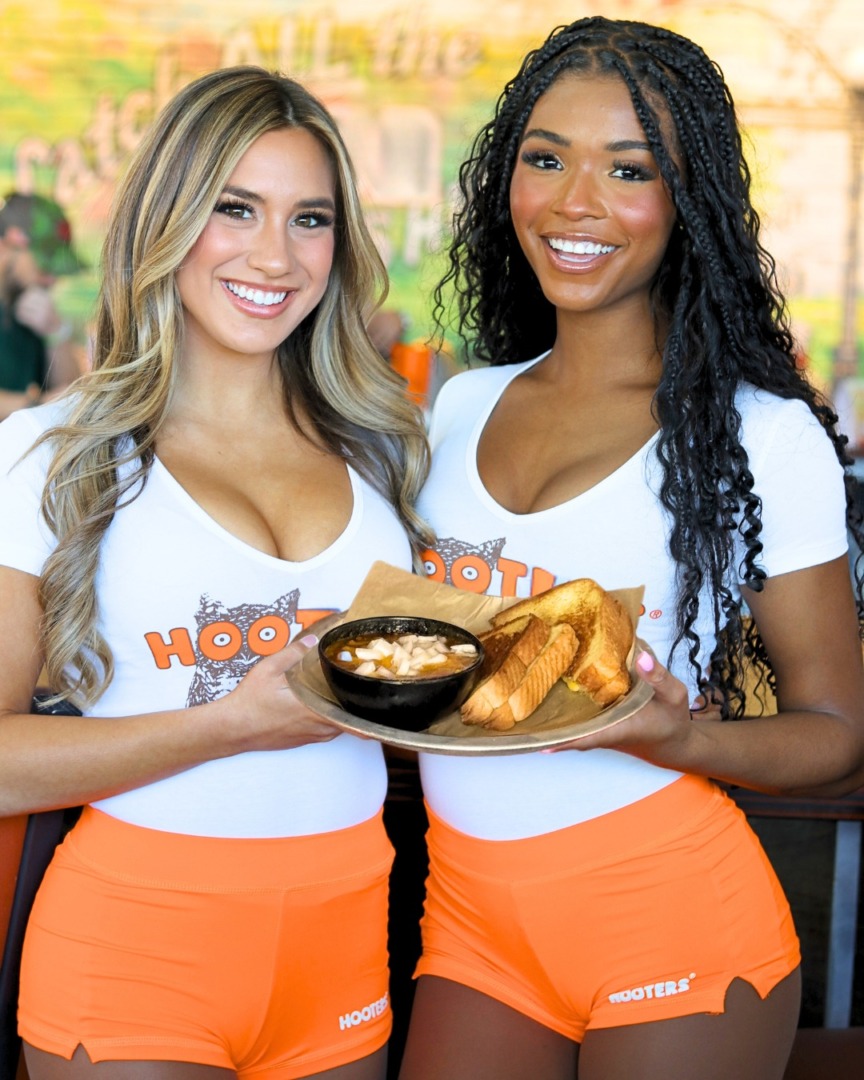 hooters