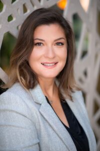 Simina Niculita de la Colliers Romania