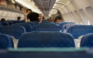 Avion, Oameni în avion, Destinații
