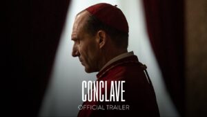 Ralph Fiennes in Conclave afis film