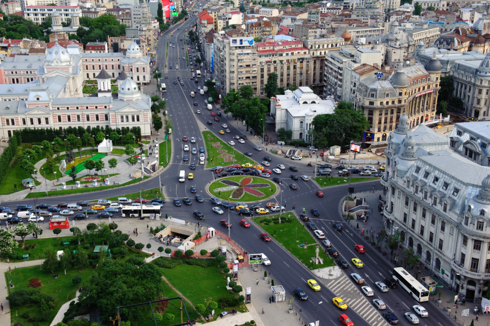 Piața Universității, București