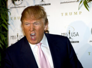 donald trump, sua