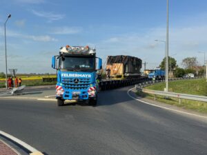 transport-agabaritic-Mintia