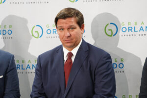 ron desantis guvernatorul floridei