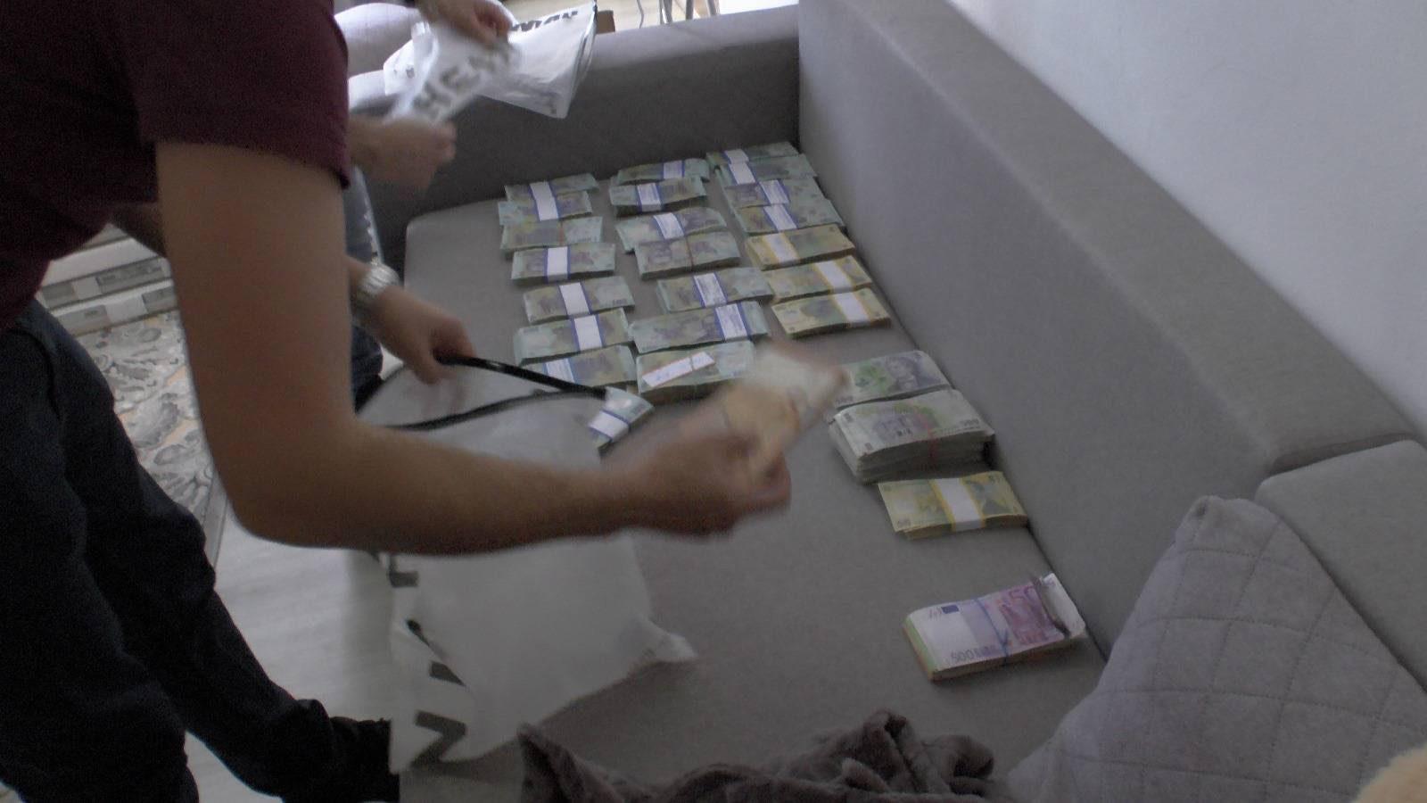 Flagrant DNA vameși